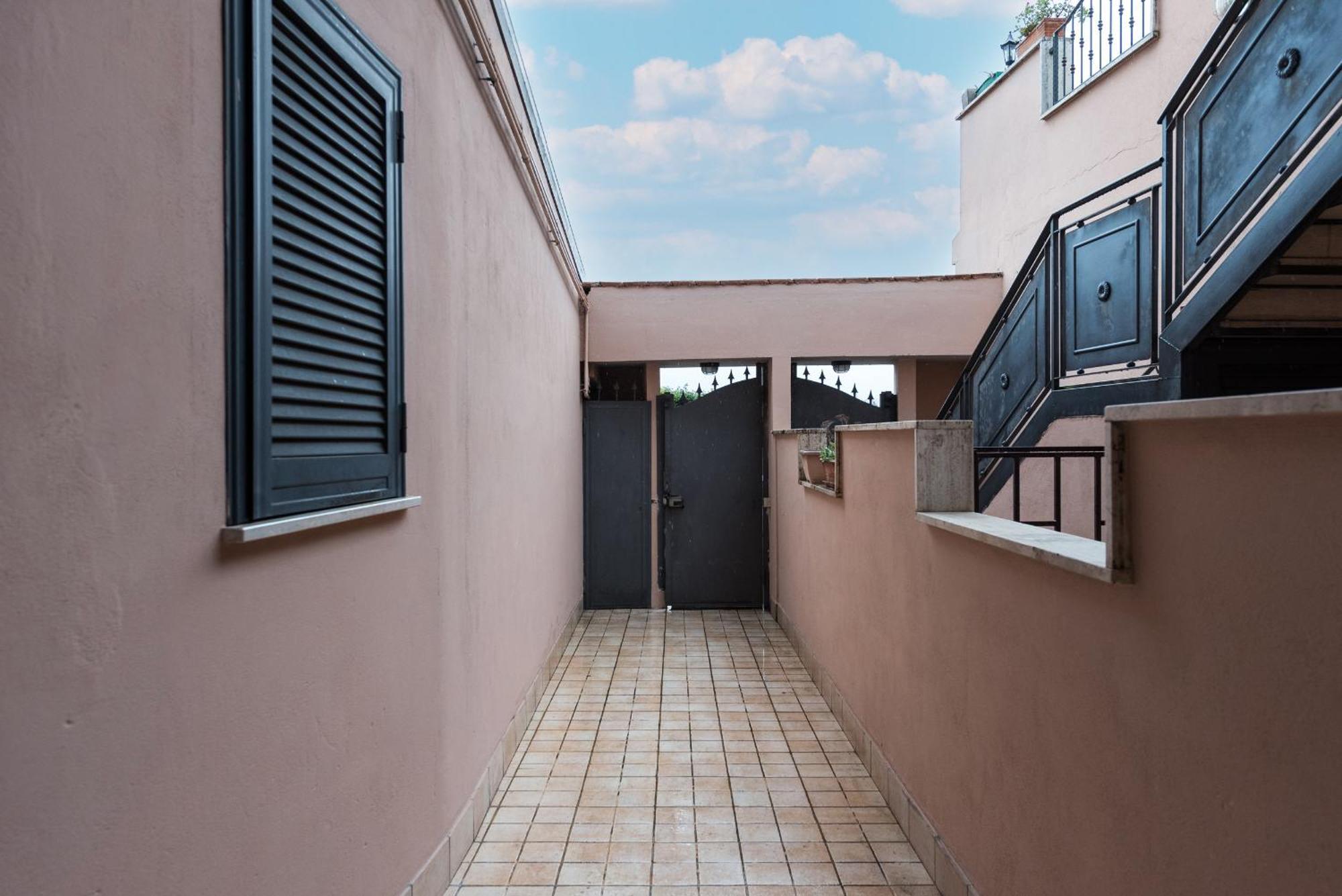 Travelershome Ciampino 170 Station Street 外观 照片